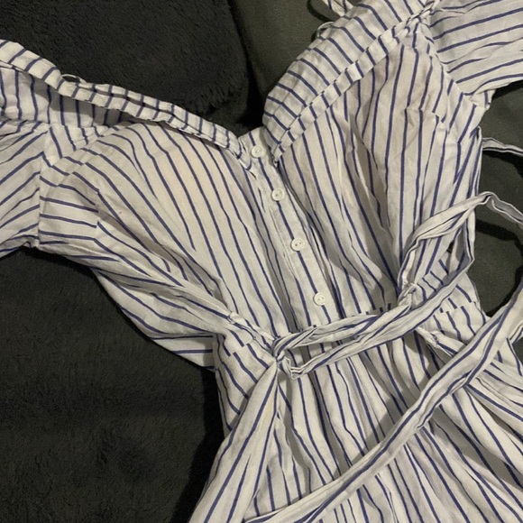 Woman’s stylish top size M - Picture 3 of 8